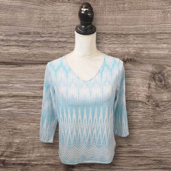 Chico's Blue and White Striped Casual Top with 3/4 Sleeves in Size M - Picture 1 of 4